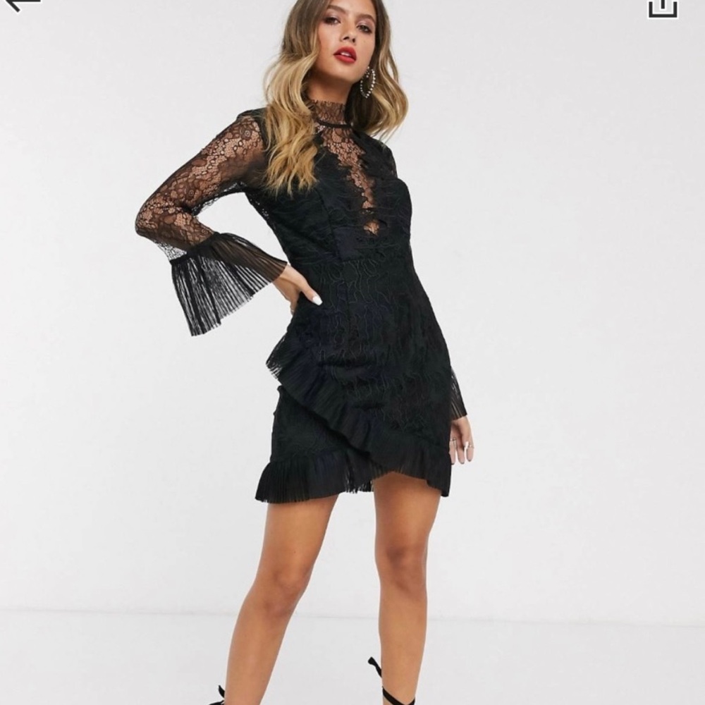 Bardot Black Lace Mini Dress size 4